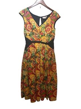 eshakti Black-Trimmed Floral Midi Dress Small, size 4 with colorful floral Print